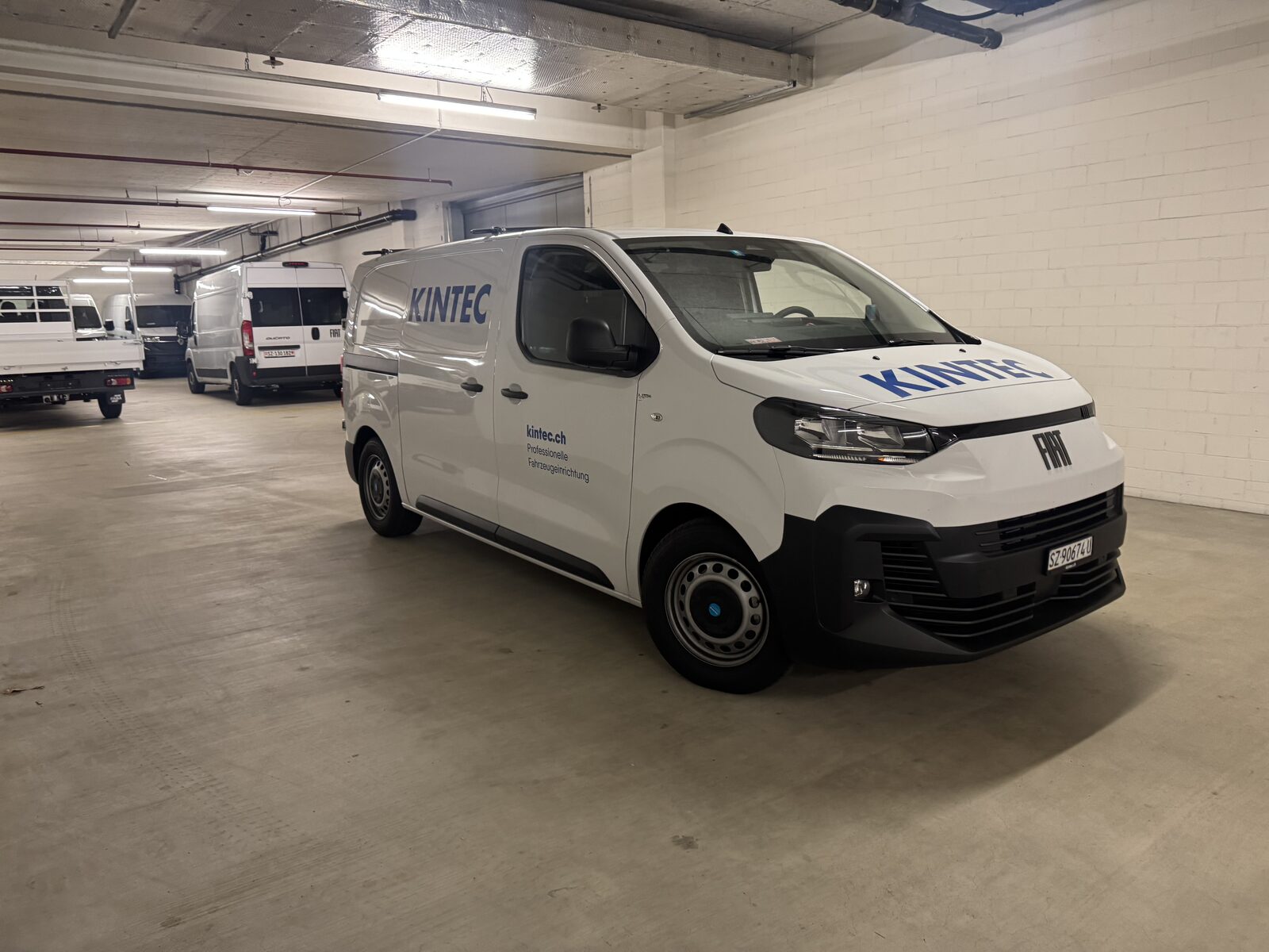 Fiat Scudo für ALMO Plattenbeläge