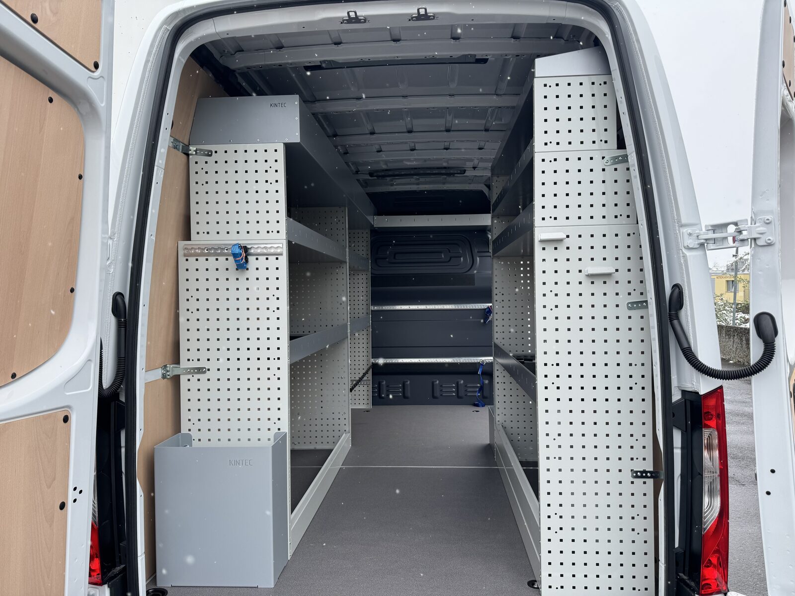 Mercedes Sprinter für Fiber Home