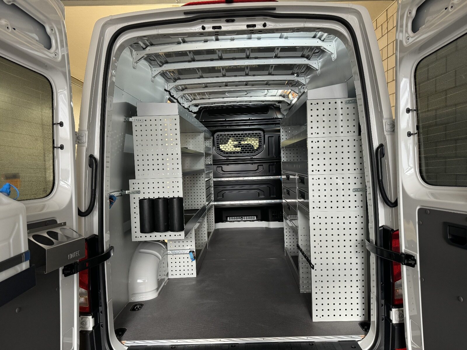 VW Crafter Netzbau, über AMAG